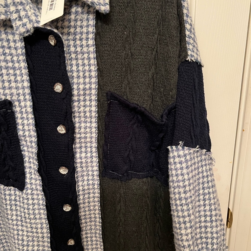 POL Blue and Gray Houndstooth Shirt - Picture 4 of 6